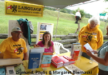 Zigmund, Phylis & Margaret Biernaski