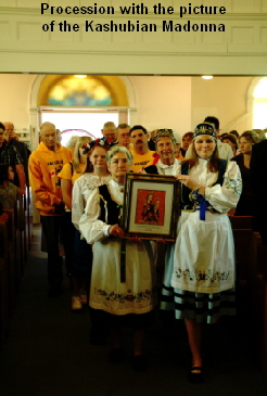 Procession with the picture
of the Kashubian Madonna